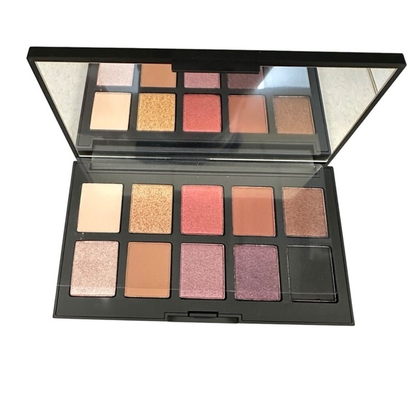 Haus Laboratories Glam Room No 1 FAME Eye Shadow Palette New - Picture 5 of 6